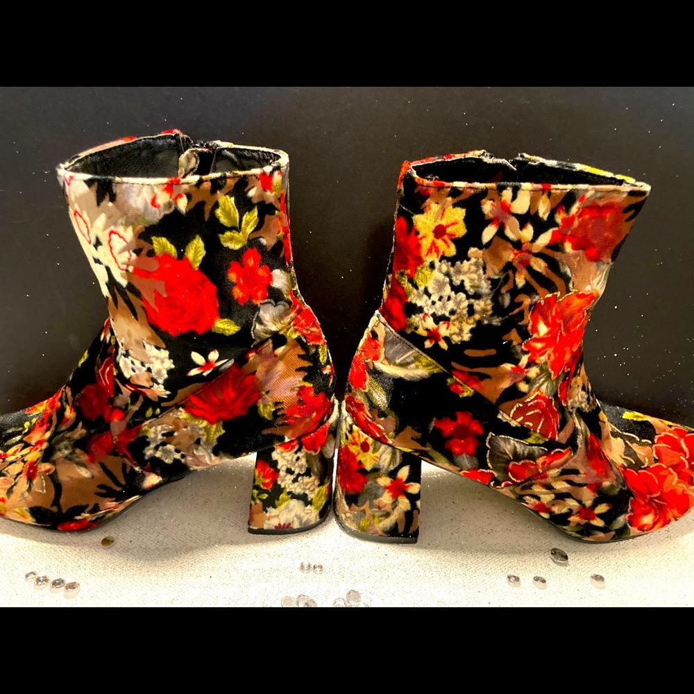 Steve Madden “Sania” boots